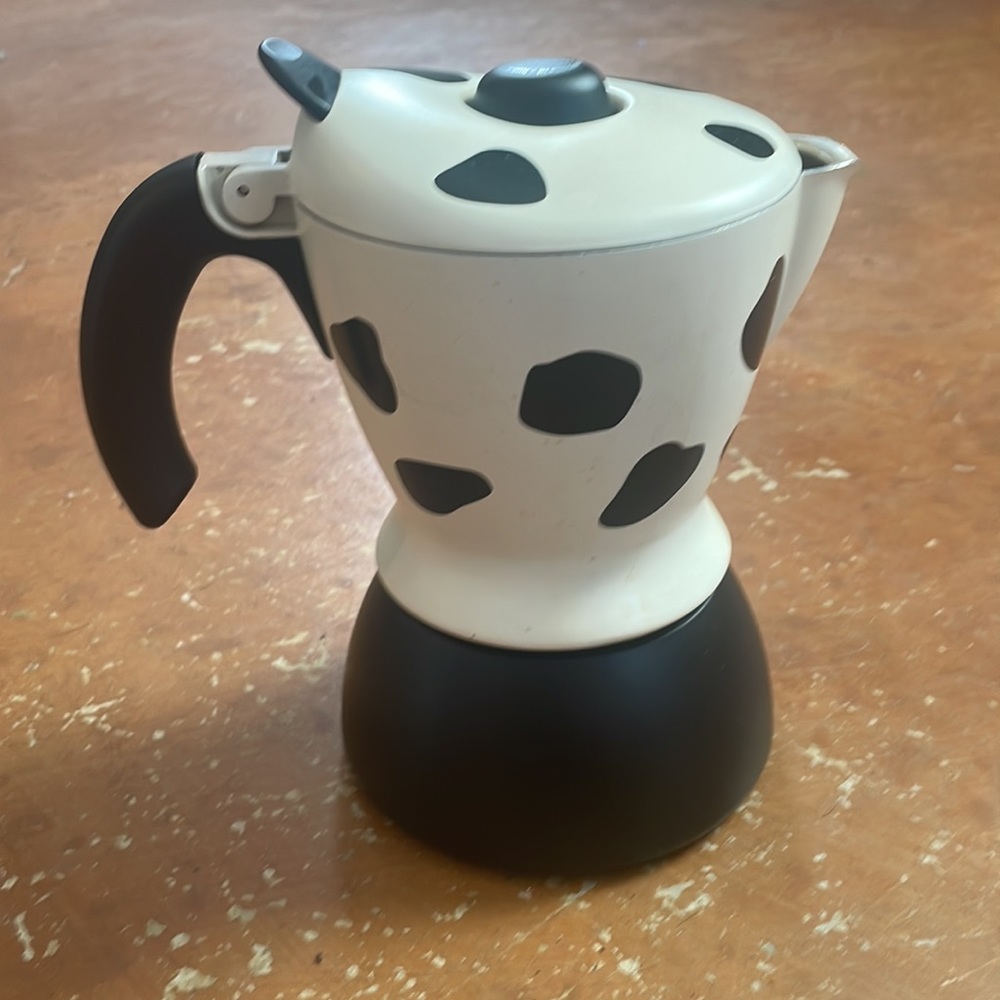 Bialetti Mukka Express Cow Print Stovetop Espresso Maker - White & Black - Picture 6 of 13